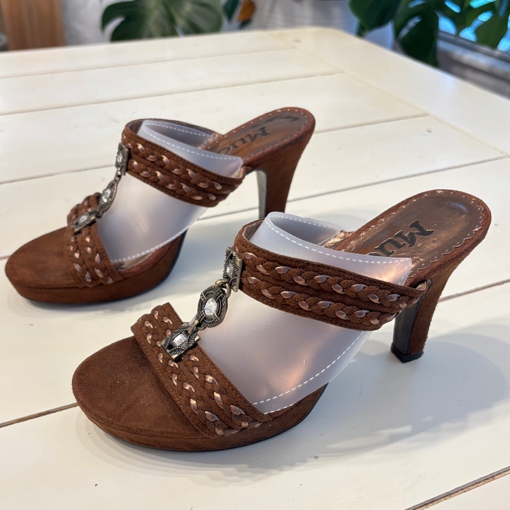 Mudd Heel Sandals Women’s Size 6M Brown Charm Rhinestone Vintage